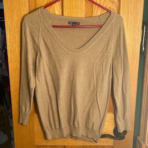 Brown Gap Sweater: size Medium.